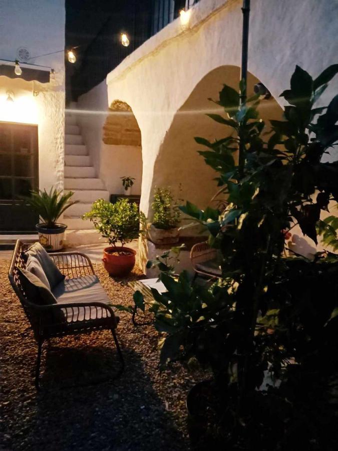 La Cachette Bed & Breakfast Aigues-Vives  Exterior foto